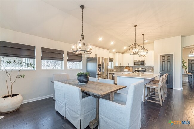 Building Photo - 2745 Ridge Forest Dr