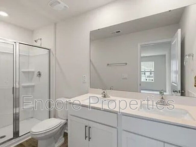 Building Photo - 18 March Crk Dr