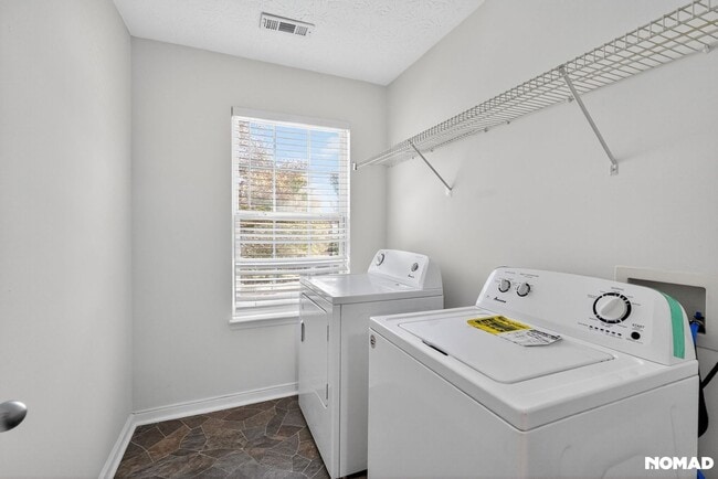 Building Photo - Charming 3BR House in Union City