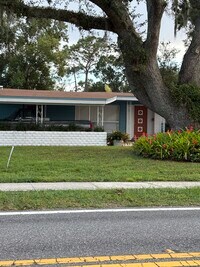 Building Photo - 6034 Linneal Beach Dr