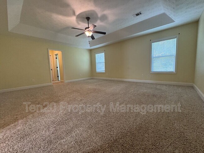 Building Photo - 7471 Coppice Dr