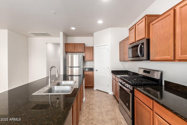 Building Photo - 4123 S 97th Dr