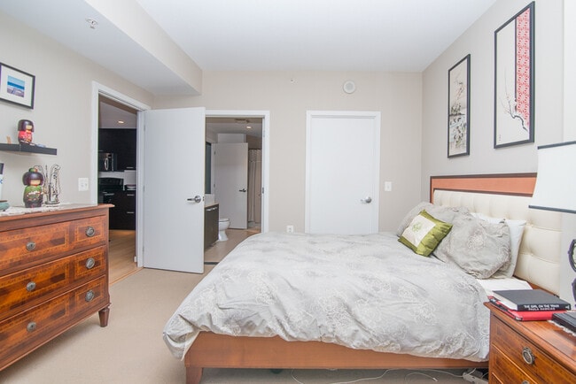 Building Photo - 1010 Massachusetts Ave NW