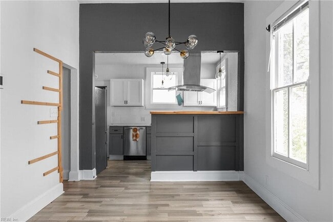 Building Photo - 430 Mt Vernon Ave