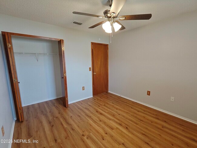 Building Photo - 1314 Cutlass Rd