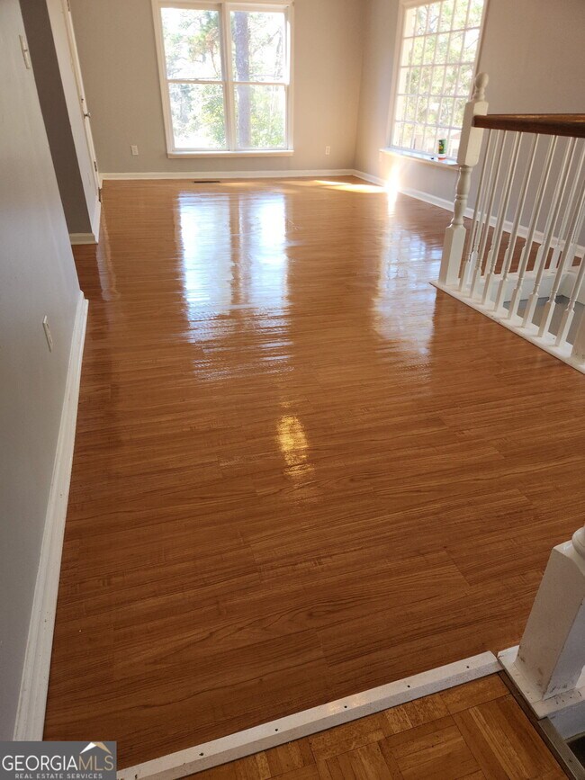 Building Photo - 1755 Foster Pl