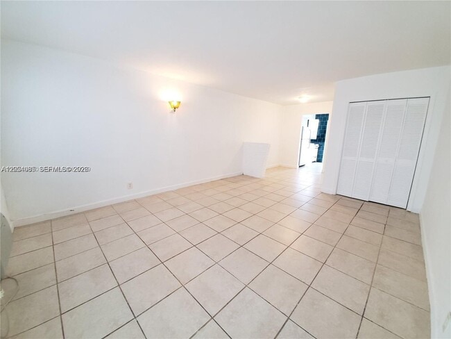 Building Photo - 330 86th St