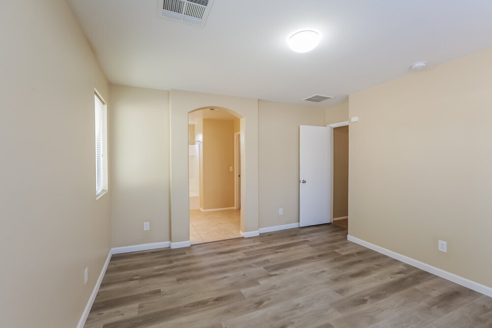 Building Photo - 4621 W Carson Rd