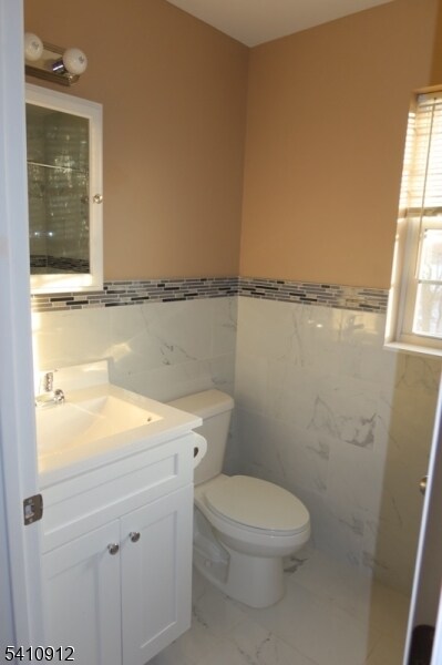 Building Photo - 298 Ridgewood Ave