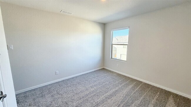 Building Photo - 2653 Acadia Dr