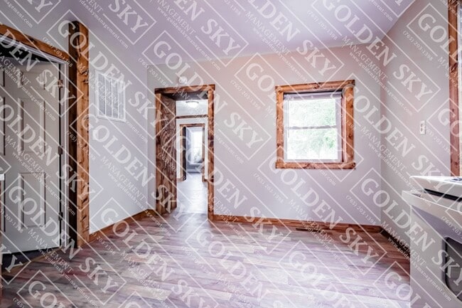 Building Photo - 1710 S Gharkey St