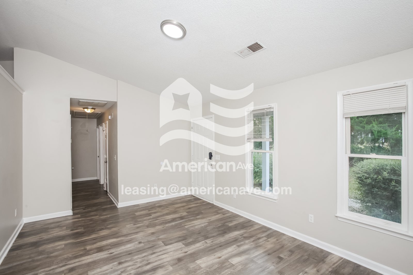 Building Photo - 2912 S Partridge Cir