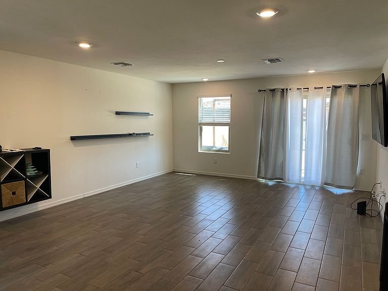 Building Photo - 8573 W Reed Bunting Ct