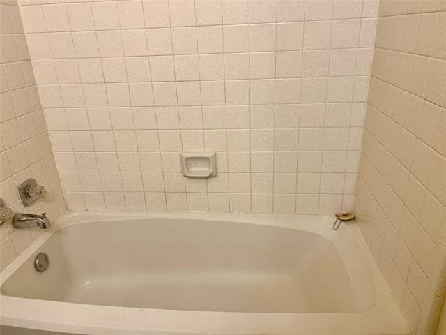 Building Photo - 411 Crestline Dr