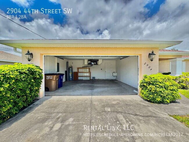 Building Photo - 2904 44th St SW