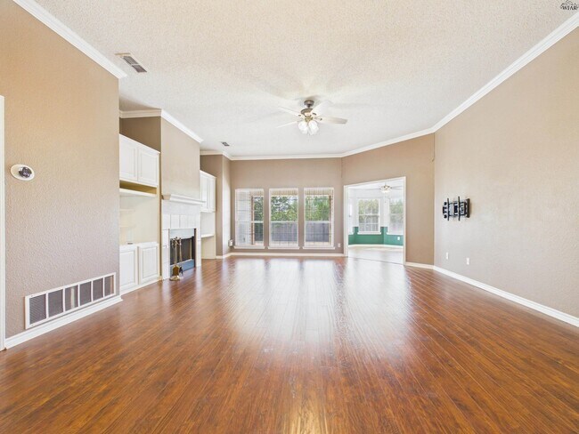 Building Photo - 5411 Prairie Lace Ln