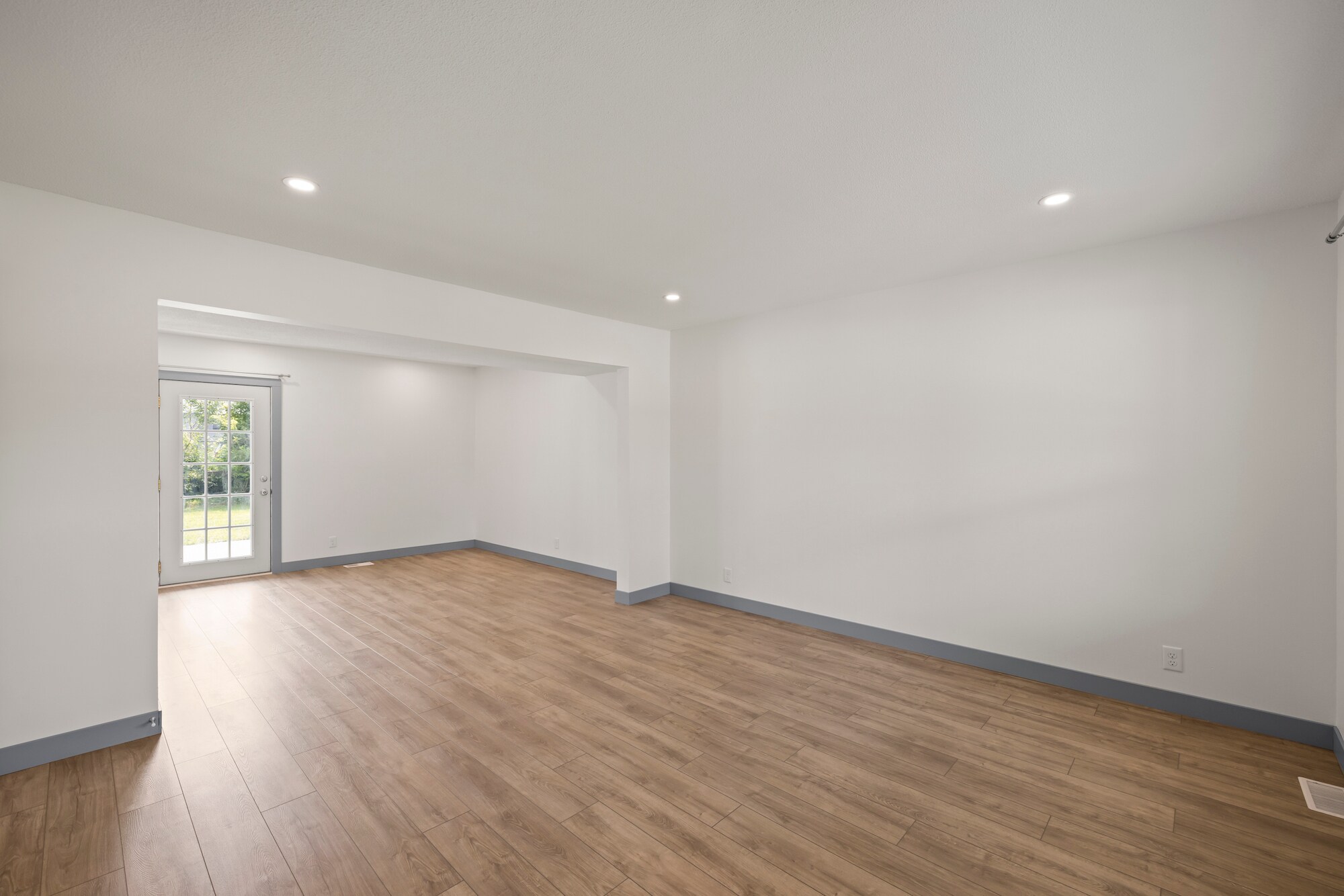 Living Area - 6527 N 65th St