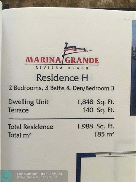 Building Photo - 2640 Lake Shore Dr