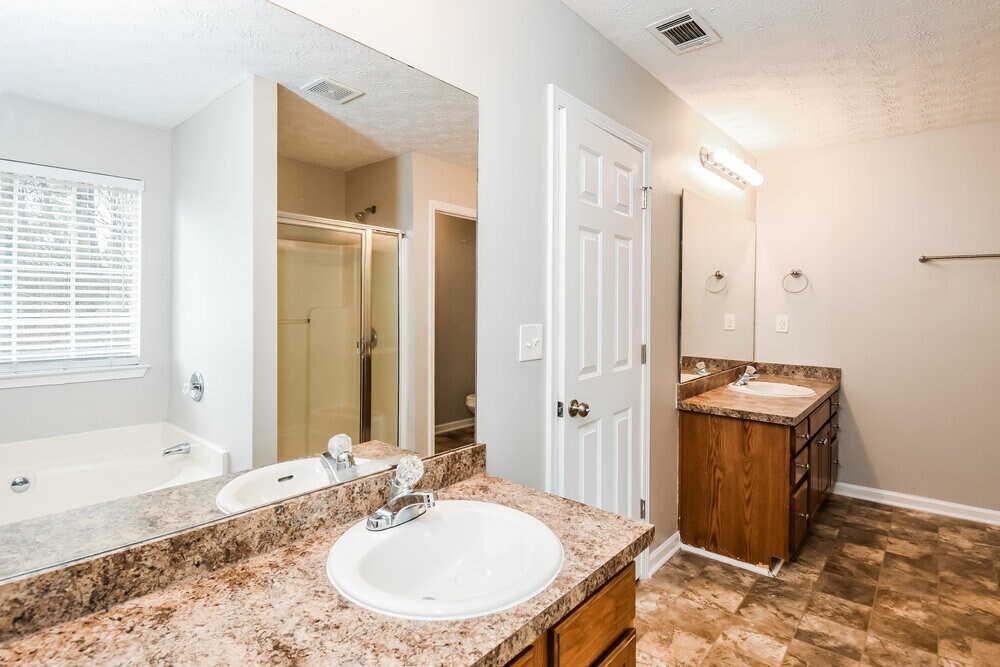 Building Photo - 3511 Hamilton Creek Trail NE