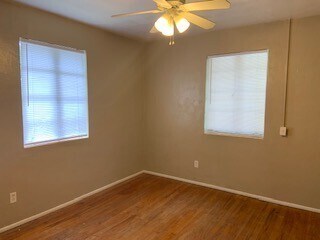 Building Photo - 2117 Spring Park Rd