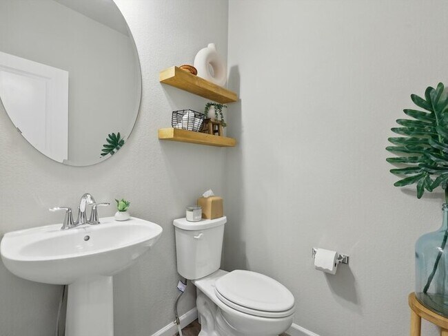Building Photo - 10488 Castor Dr