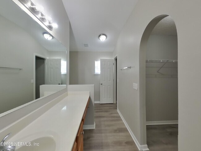 Building Photo - 4138 Clearbrook Cove Rd