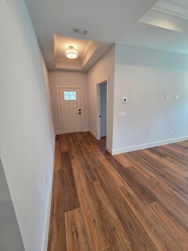 Building Photo - 1821 Lubbock Rd