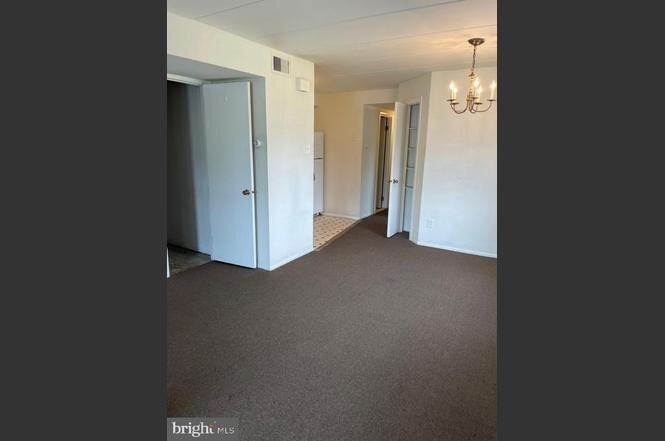 Building Photo - 7758 Rockwell Ave