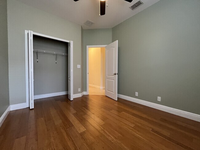 Building Photo - 2825 Whistlewood Dr