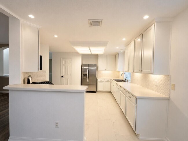 Building Photo - 155 S Delta Mill Cir
