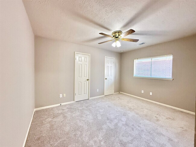 Building Photo - 1803 Moston Dr