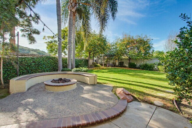 Building Photo - 1317 Gull Ct