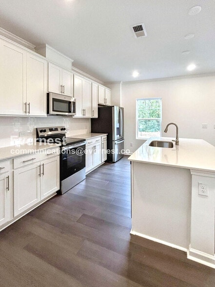 Building Photo - 627 Roy Adams Rd