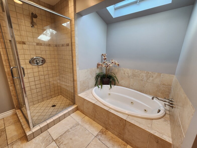 Building Photo - 22240 Burton St