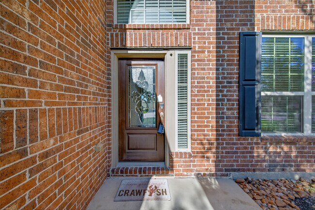 Building Photo - 17926 Tall Chestnut St