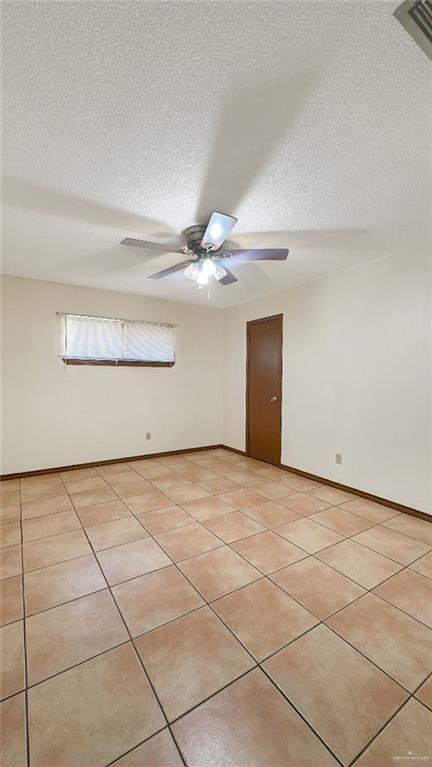 Building Photo - 14 Hummingbird Ave