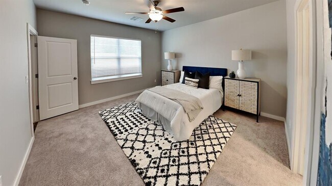 Building Photo - 12425 Aldrin Wy