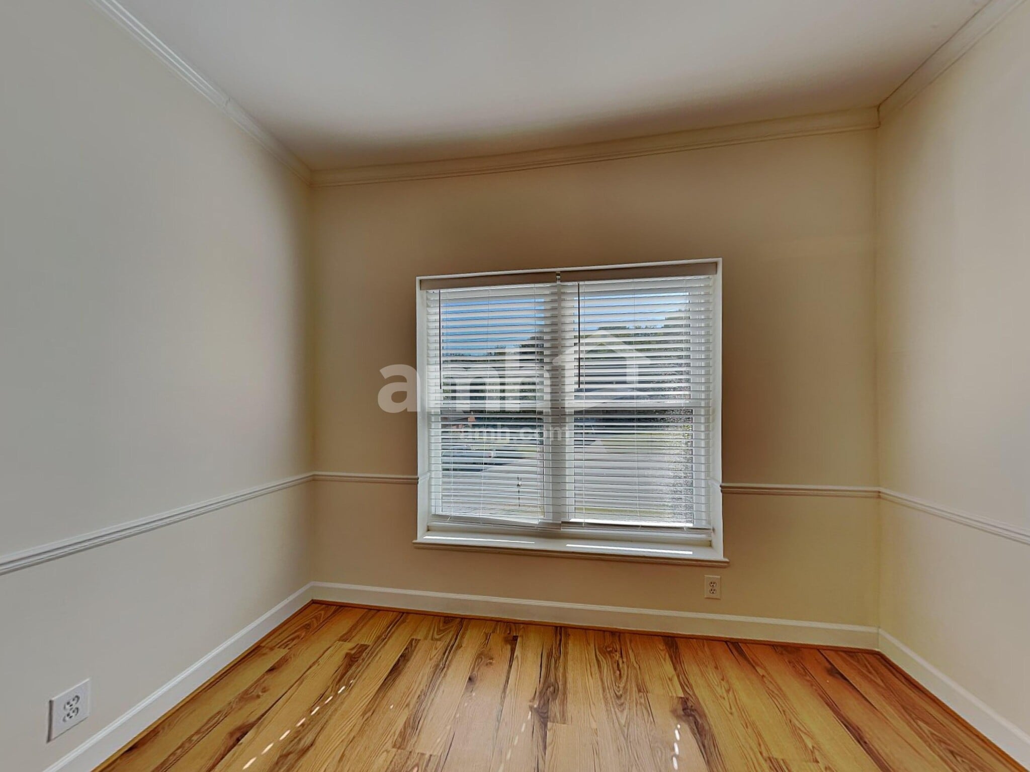 Building Photo - 7012 Poplar Creek Trce