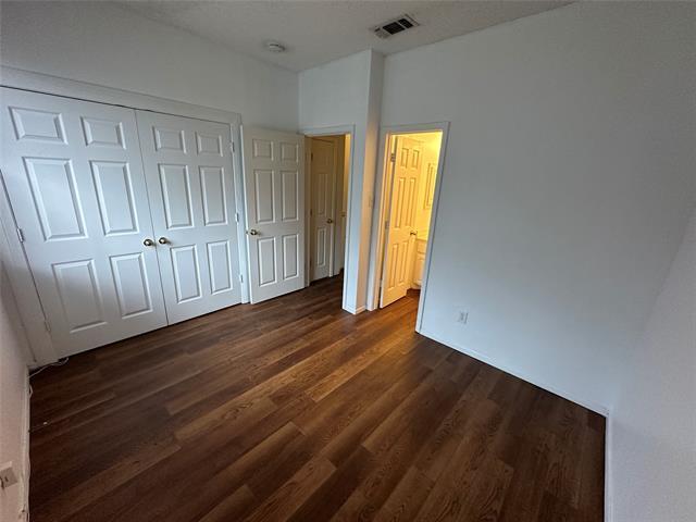 Building Photo - 2507 Pinegrove Cir