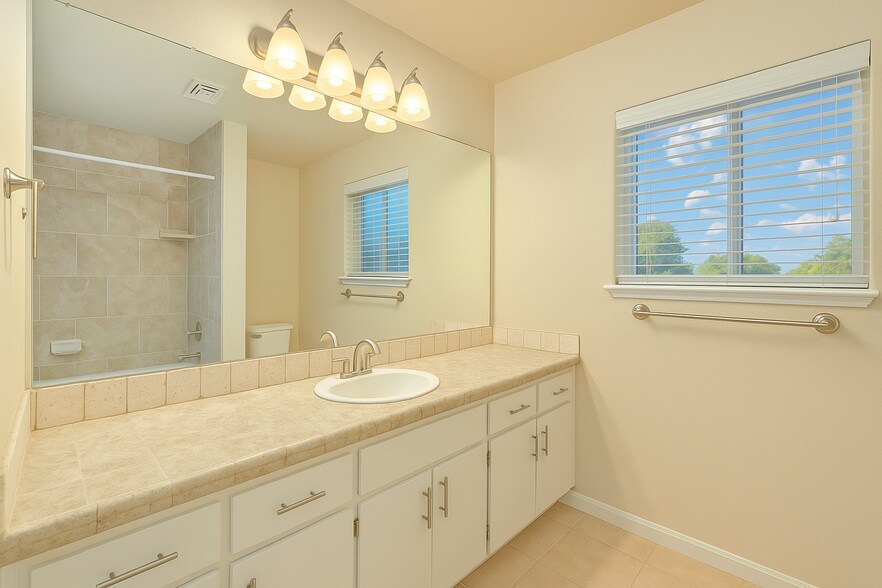 Building Photo - 154 Baxter Ave