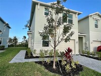 Building Photo - 357 SE Crossoak Ln