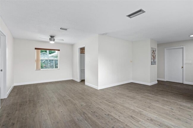 Building Photo - 3305 Arnel Ct