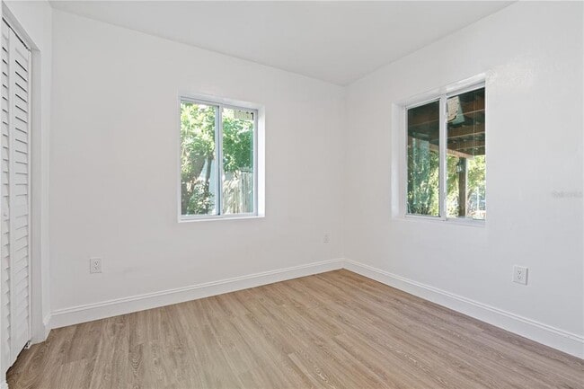 Building Photo - 4635 22nd Ave N