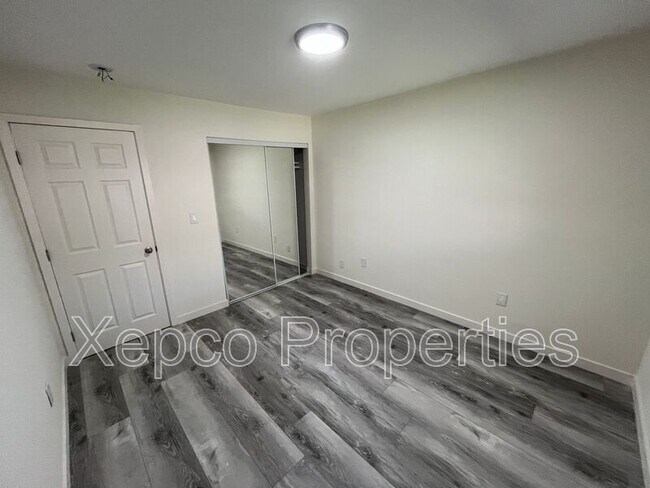 Building Photo - 2875 N Los Felices Rd