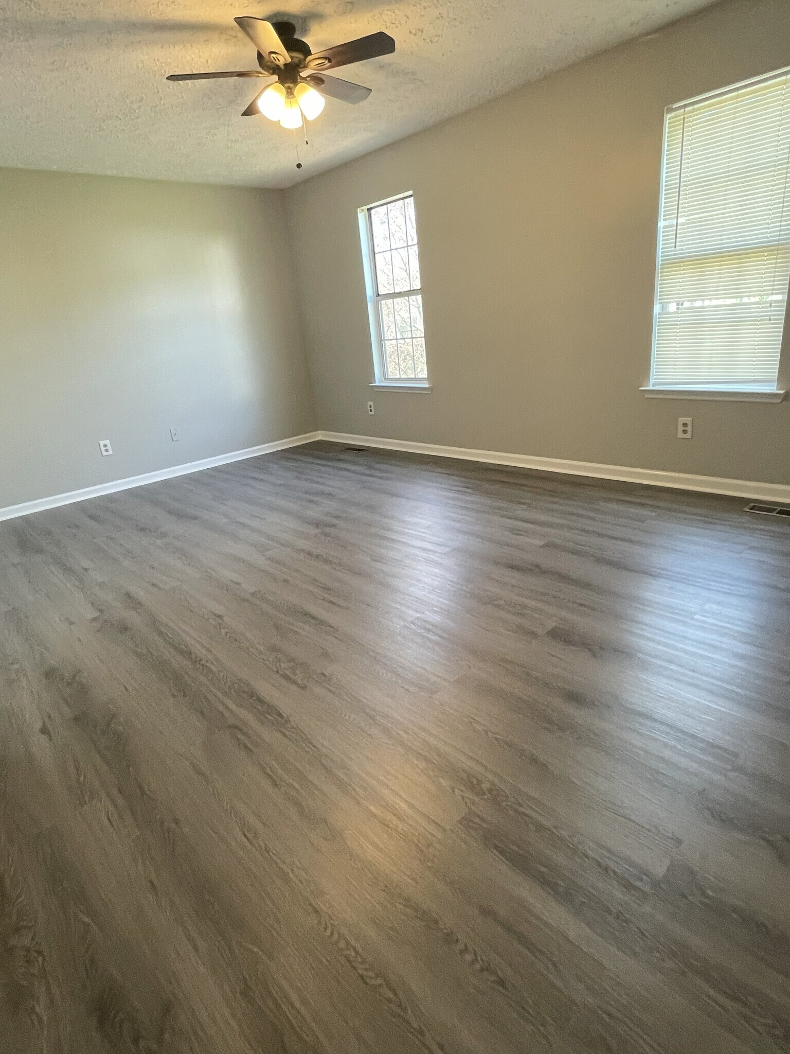 Building Photo - 388 Oak Harbor Trl