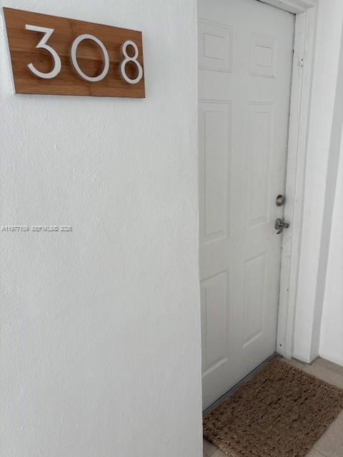 Building Photo - 290 Sunrise Dr