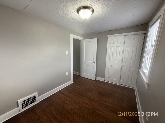 Building Photo - 2311 California Ave