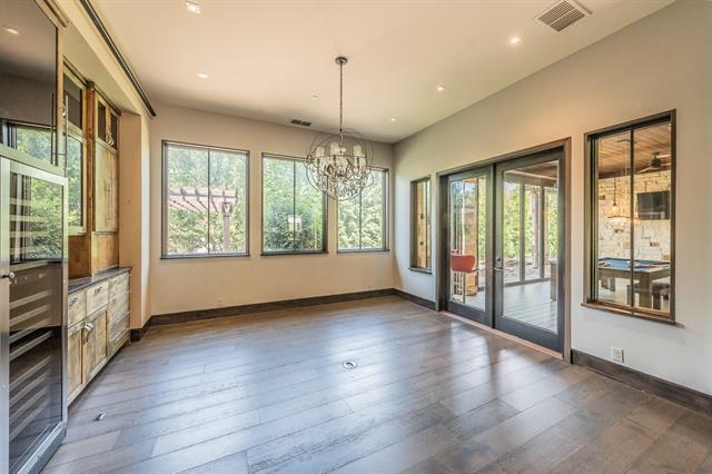 Building Photo - 1413 Post Oak Pl