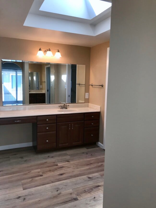 Building Photo - 616 Banbury Ct