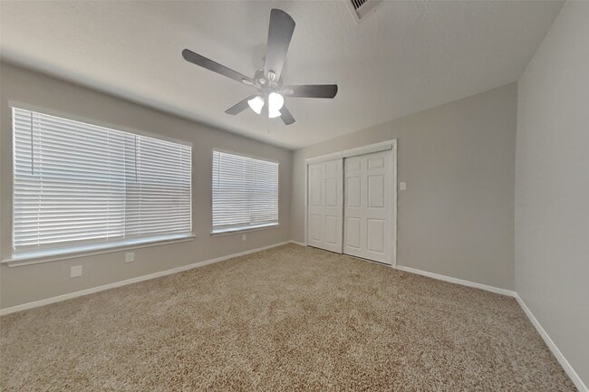 Building Photo - 3019 Highland Laurels Dr